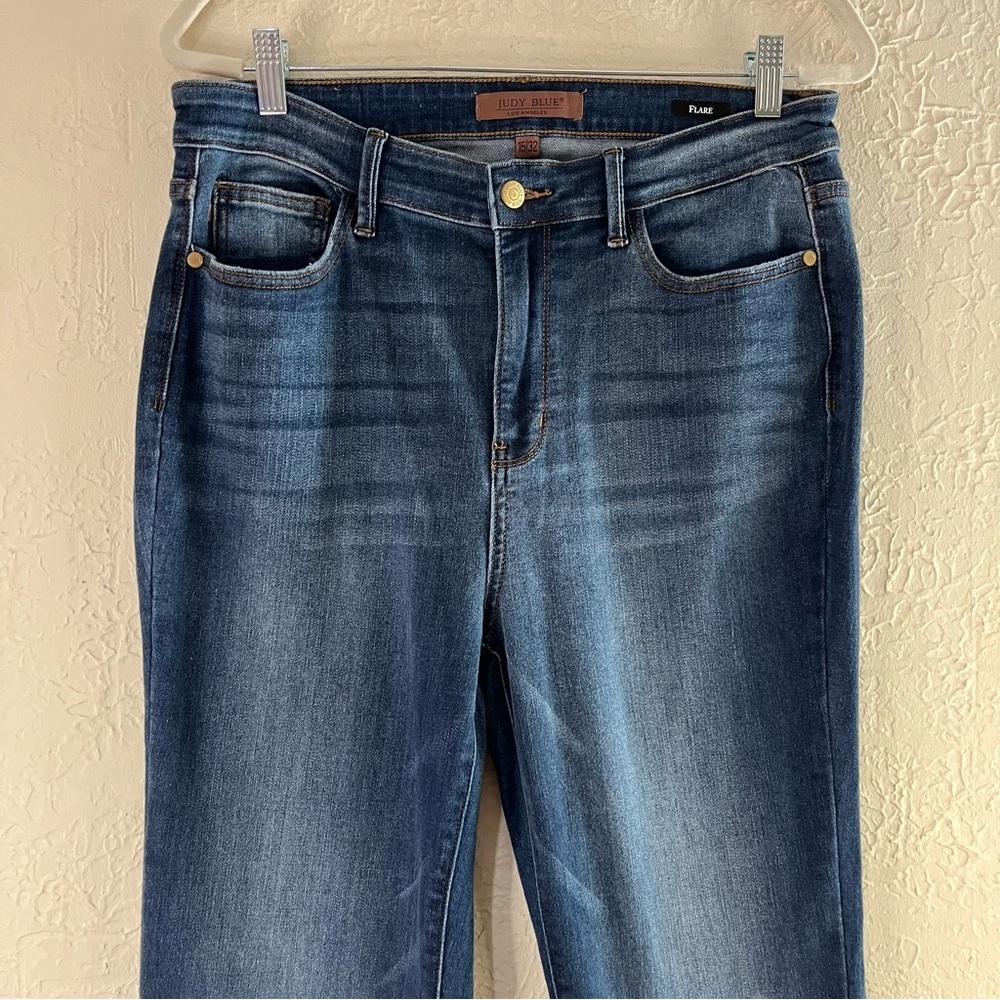 Judy Blue Louisa High Rise Flare Jeans in Dark Blue Wash - Picture 4 of 12
